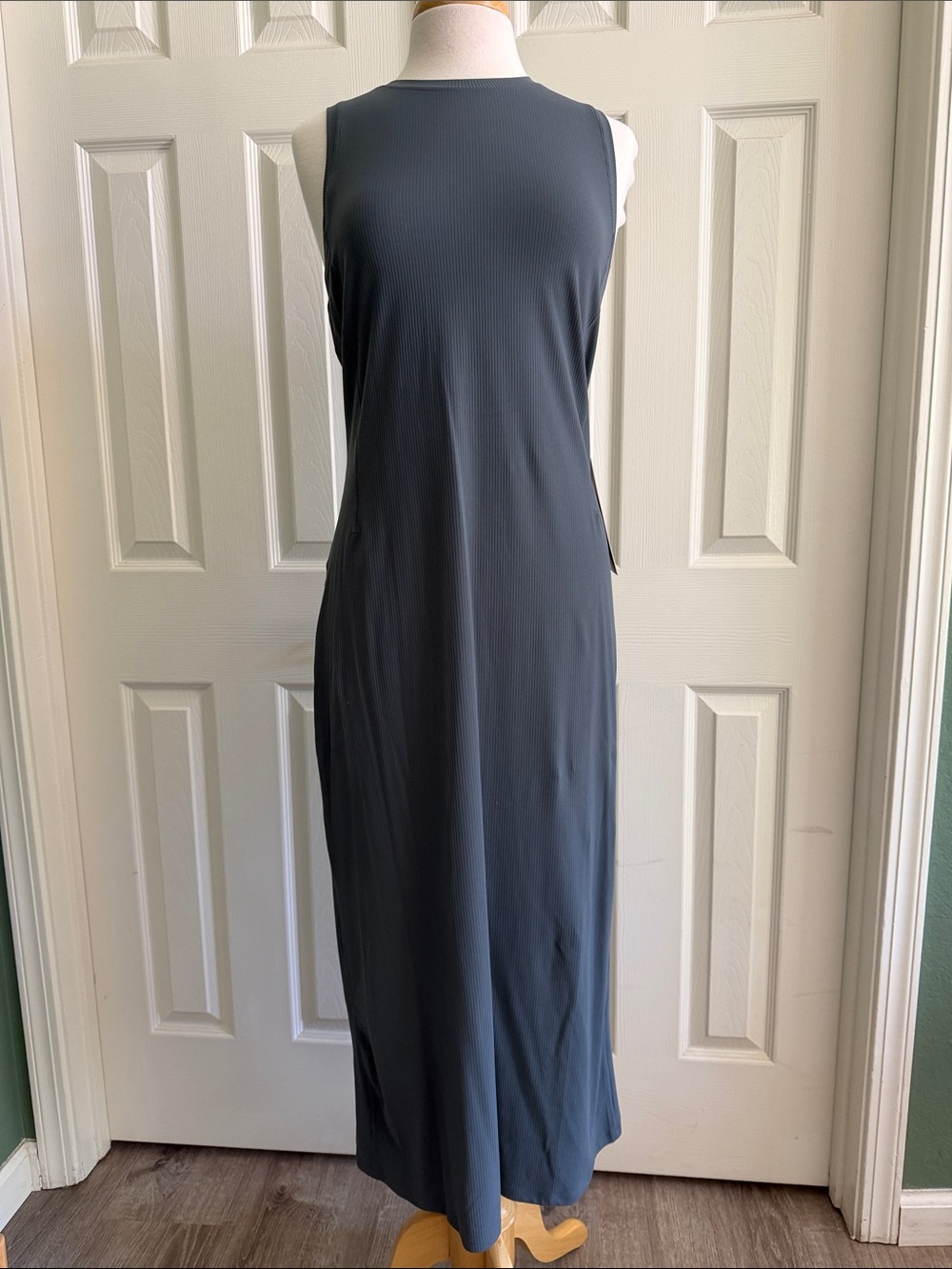 NWT lululemon Charcoal Sleeveless Maxi Dress
